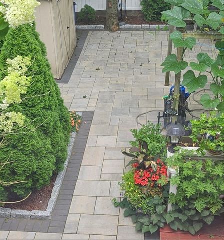 560 Worcester St, Wellesley, MA 02481