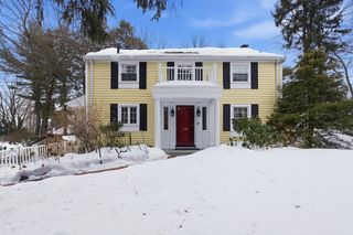 560 Worcester St, Wellesley, MA 02481