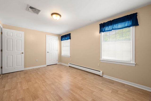7 Ivy Cir 7, Norwood, MA 02062