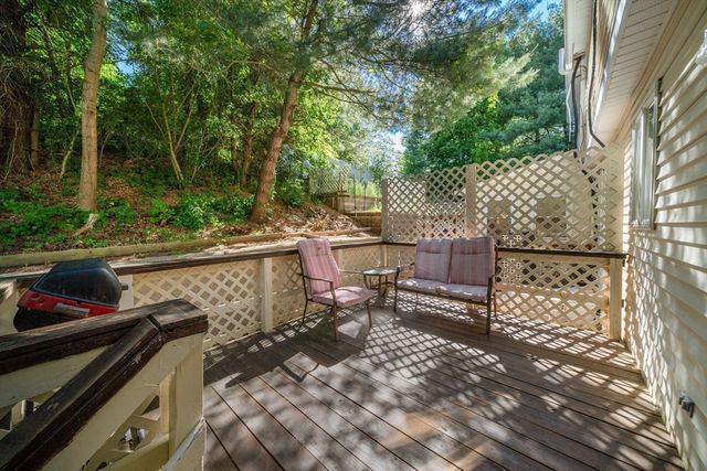7 Ivy Cir 7, Norwood, MA 02062