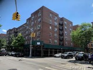 4240 Bowne st 5F, Flushing, NY 11355