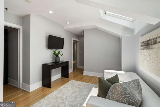 30 5th Street NE 1001, Atlanta, GA 30308