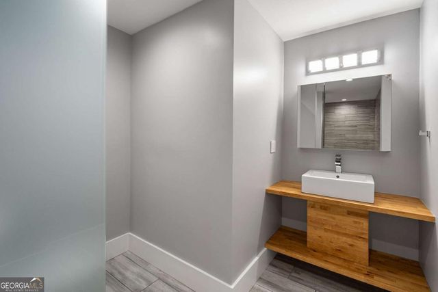 30 5th Street NE 1001, Atlanta, GA 30308