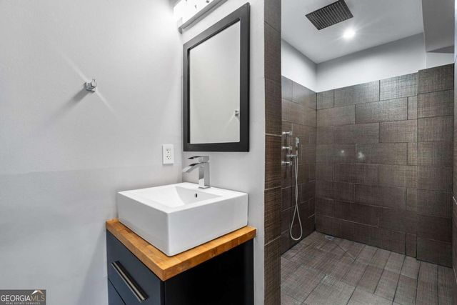 30 5th Street NE 1001, Atlanta, GA 30308