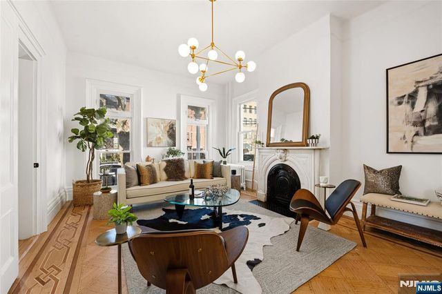 55 Reservoir Avenue, Jersey City, NJ 07307