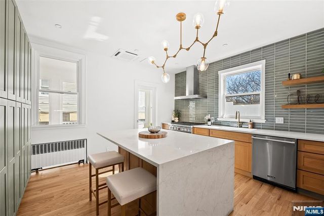 55 Reservoir Avenue, Jersey City, NJ 07307