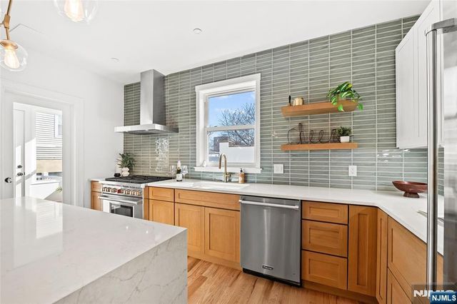 55 Reservoir Avenue, Jersey City, NJ 07307