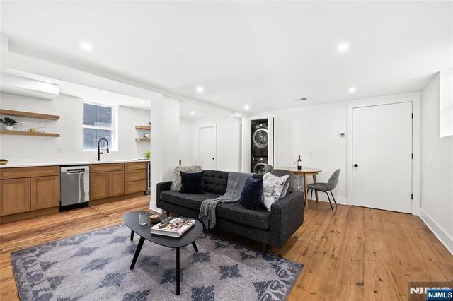55 Reservoir Avenue, Jersey City, NJ 07307
