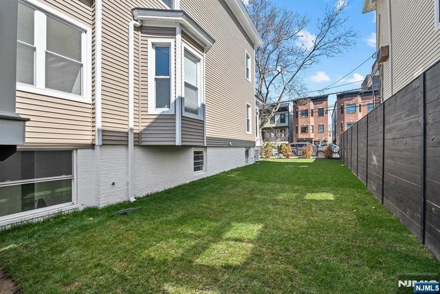 55 Reservoir Avenue, Jersey City, NJ 07307