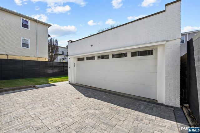 55 Reservoir Avenue, Jersey City, NJ 07307