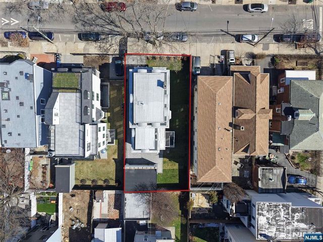 55 Reservoir Avenue, Jersey City, NJ 07307