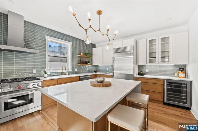 55 Reservoir Avenue, Jersey City, NJ 07307