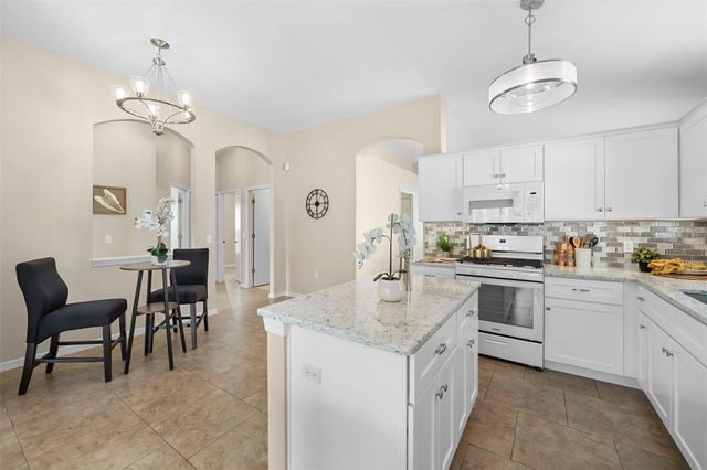 11914 WINDING WOODS WAY, Lakewood Ranch, FL 34202