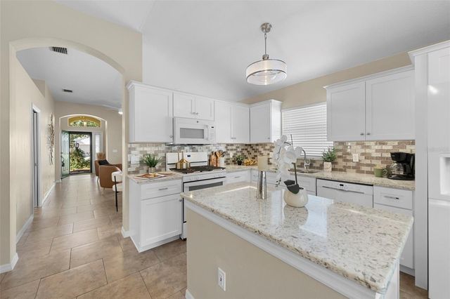 11914 WINDING WOODS WAY, Lakewood Ranch, FL 34202