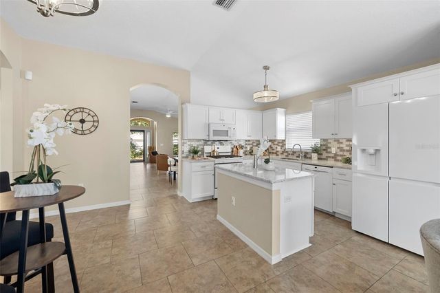 11914 WINDING WOODS WAY, Lakewood Ranch, FL 34202
