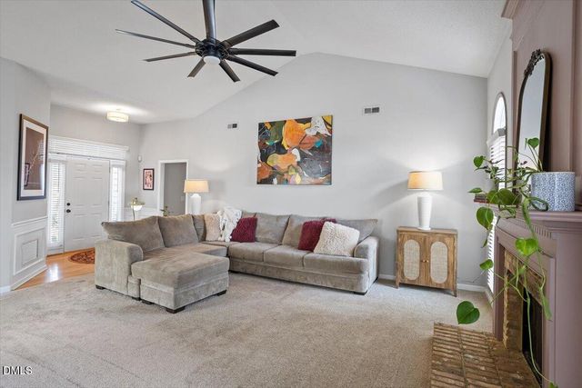 1104 Gunston Lane, Durham, NC 27703