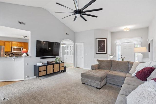 1104 Gunston Lane, Durham, NC 27703