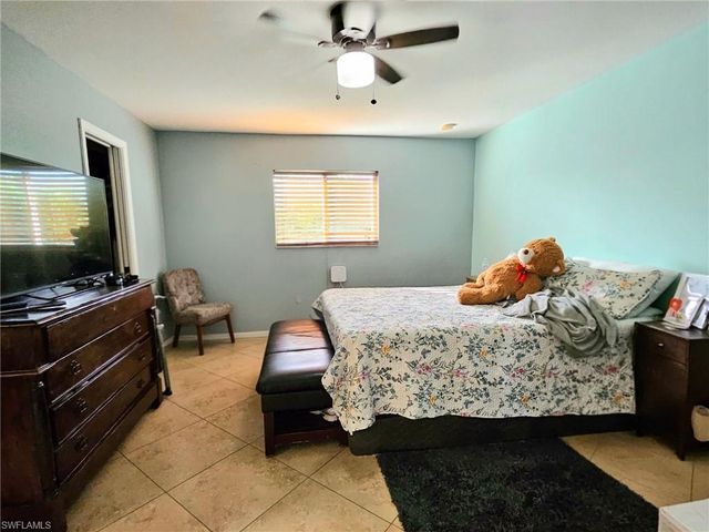 3505 34th ST SW, Lehigh Acres, FL 33976