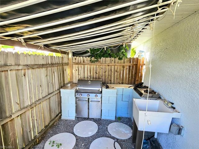 3505 34th ST SW, Lehigh Acres, FL 33976