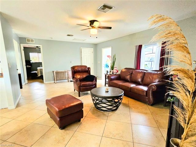 3505 34th ST SW, Lehigh Acres, FL 33976