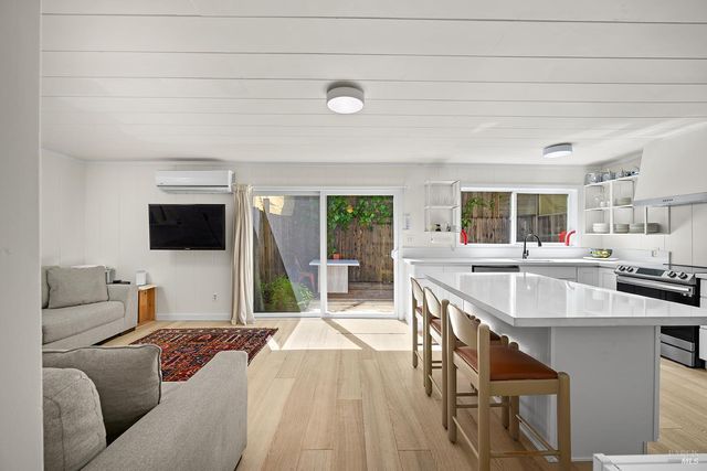 14194 Lovers Ln, Guerneville, CA 95446