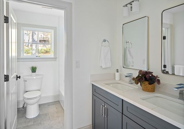 181 Lowell St, Arlington, MA 02474