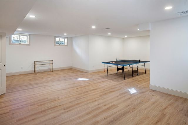 181 Lowell St, Arlington, MA 02474