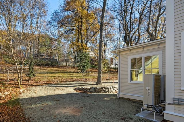 181 Lowell St, Arlington, MA 02474