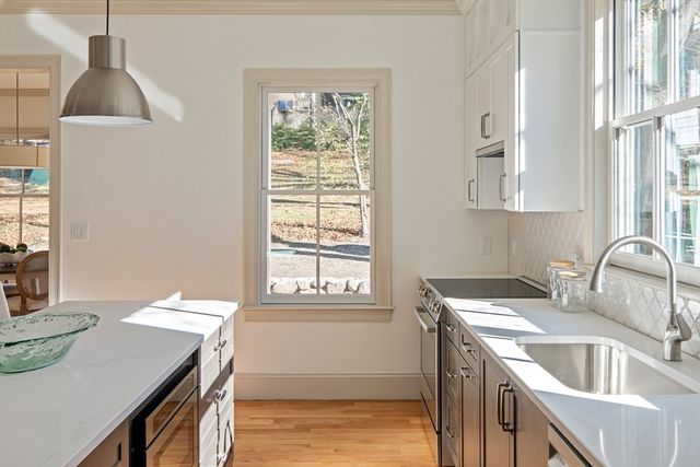 181 Lowell St, Arlington, MA 02474