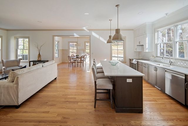 181 Lowell St, Arlington, MA 02474