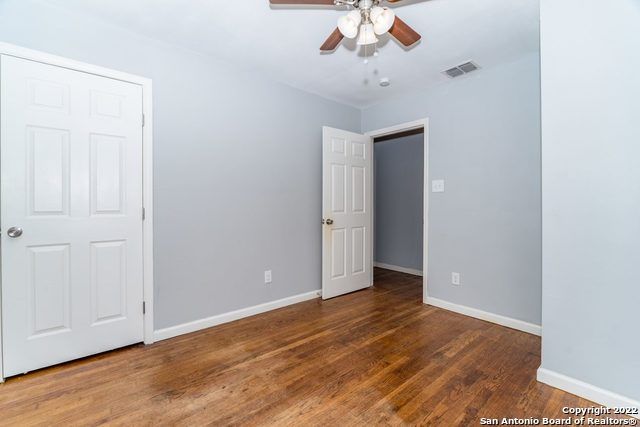 467 SHANNON LEE ST, San Antonio, TX 78216