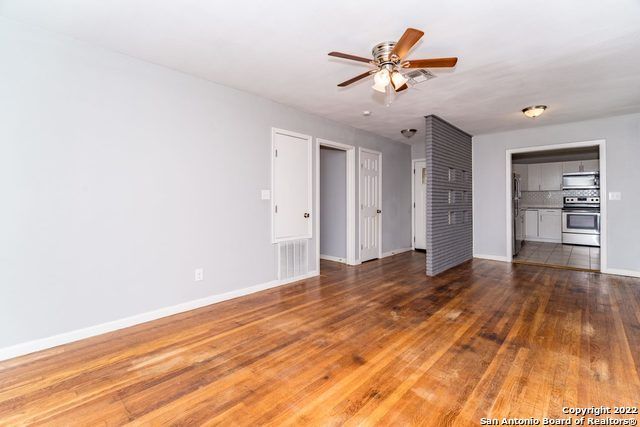 467 SHANNON LEE ST, San Antonio, TX 78216