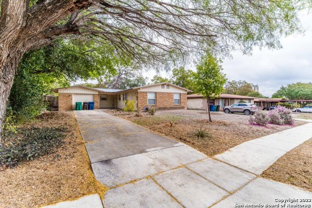 467 SHANNON LEE ST, San Antonio, TX 78216