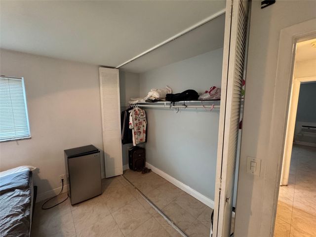 1150 E Sample Road 101, Pompano Beach, FL 33064