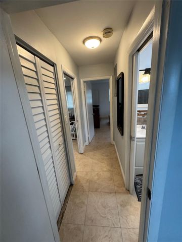 1150 E Sample Road 101, Pompano Beach, FL 33064