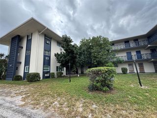 1150 E Sample Road 101, Pompano Beach, FL 33064