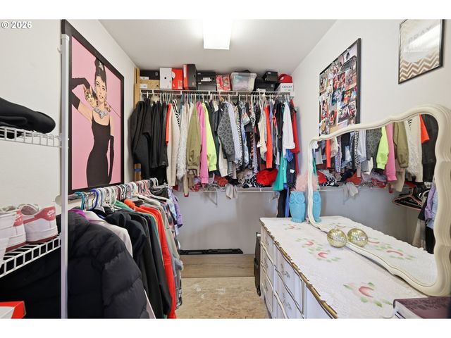 961 BUSH Ln, Creswell, OR 97426