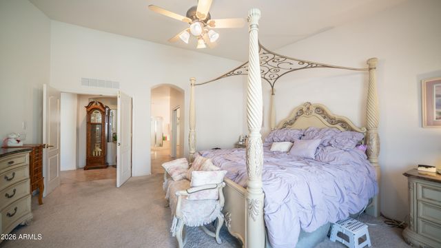 2002 W HAWKEN Way, Chandler, AZ 85286