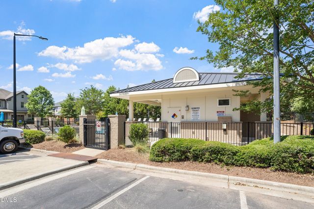 601 Finsbury Street 207, Durham, NC 27703