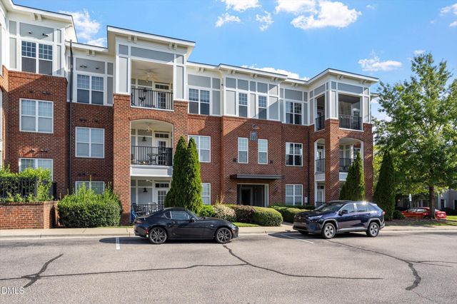 601 Finsbury Street 207, Durham, NC 27703