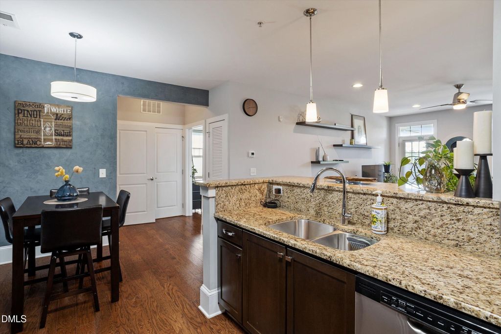 601 Finsbury Street 207, Durham, NC 27703