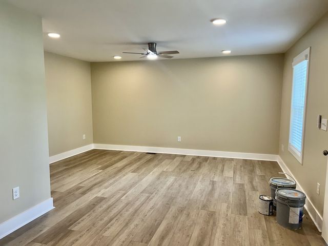 113 W Coffee St, Manchester, TN 37355