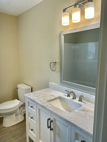 113 W Coffee St, Manchester, TN 37355