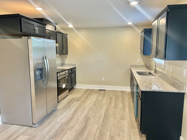 113 W Coffee St, Manchester, TN 37355