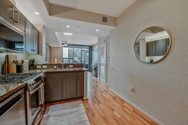 321 10Th Ave 1603, San Diego, CA 92101