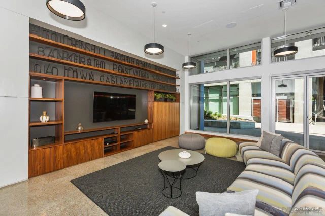 321 10Th Ave 1603, San Diego, CA 92101