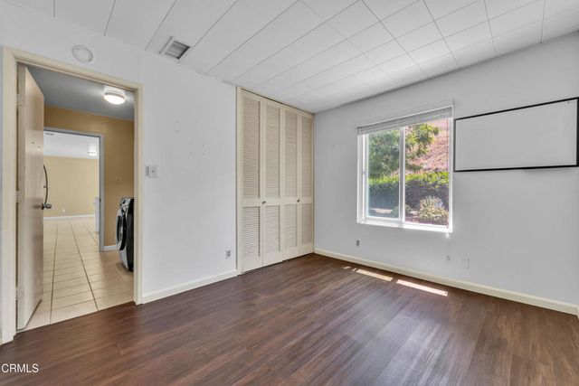 252 W Columbia Road, Thousand Oaks, CA 91360