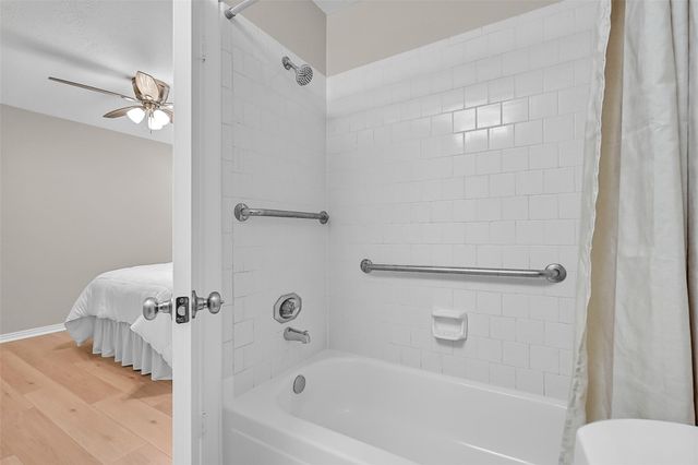 502 Dawn Drive, League City, TX 77573