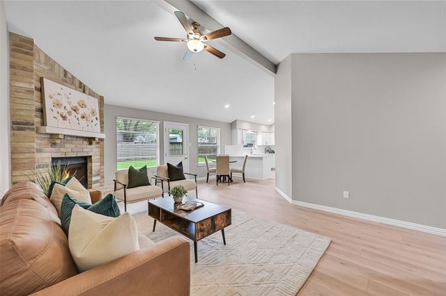 502 Dawn Drive, League City, TX 77573