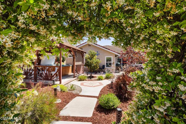 13617 Gunsmoke Road, Moorpark, CA 93021